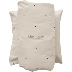 Design Letters Kussensloop Favourite Baby 70 X 100cm In Beige -NL Beddengoed Verkoopwinkel design letters kussensloop favourite baby 70 x 100cm in beige a351968 3