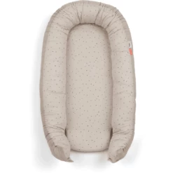 Done By Deer ™ Baby Nest Confetti Sand -NL Beddengoed Verkoopwinkel done by deer baby nest confetti sand a394611 2