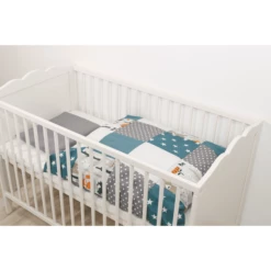 Ullenboom Babybeddenset Voor Bosdieren Petrol 80 X 80 Cm + 35 X 40 Cm + 35 X 40 Cm -NL Beddengoed Verkoopwinkel ullenboom babybeddenset voor bosdieren petrol 80 x 80 cm 35 x 40 cm 35 x 40 cm a267578 3