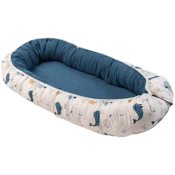 Ullenboom Knuffel Nest Wafel Piqué Blauwe Walvissen 55 X 95 Cm 4 Ullenboom Knuffel Nest Wafel Piqué Blauwe Walvissen 55 X 95 Cm - Afbeelding 2